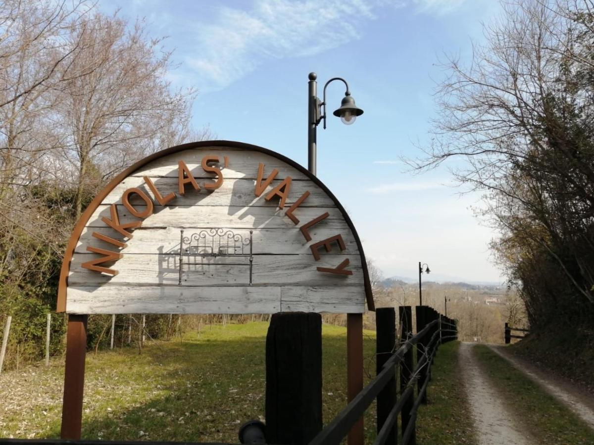 Nikolas' Valley Cornuda Buitenkant foto